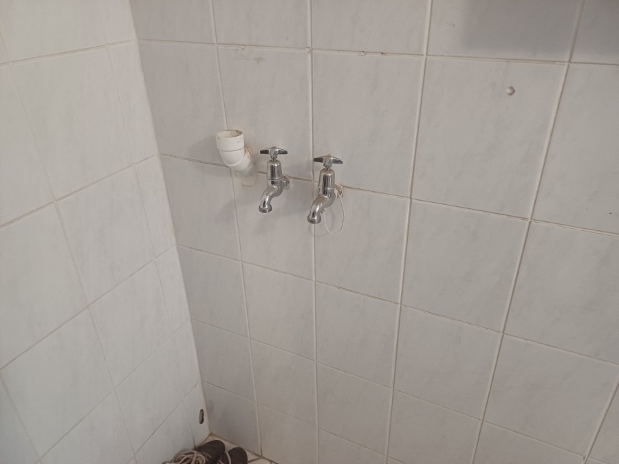 2 Bedroom Property for Sale in Uitsig Free State